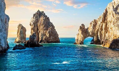 Cabo San Lucas: Luxe, Top Rated Beachfront Hotel w/Free Parking