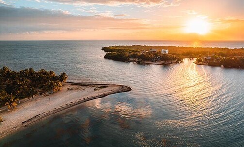 5 Nts in Belize w/Meals, Welcome Drink, Waterfall Swimming Tour & More