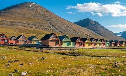 Oslo to Longyearbyen: Luxe, 12-Nt Arctic Cruise w/Double Air Credit of Up to $3000 per Suite