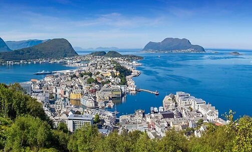 Luxe, 6-Night Northern Europe Cruise w/Double Air Credit of $2000 per Suite