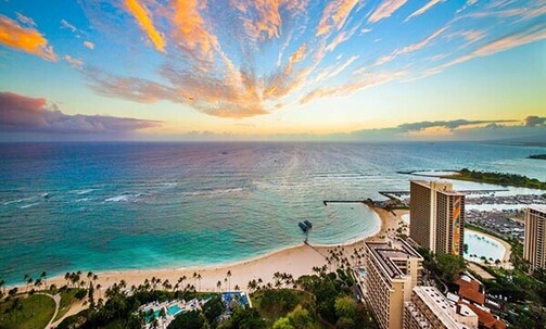 3 Nts in Honolulu in Prime Waikiki Beach Location w/Air, Oceanview Room & Waived Resort Fee