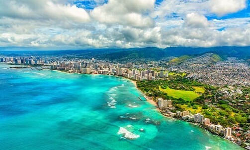 Hawaii: 5-Night Honolulu Escape w/Air & Breakfast