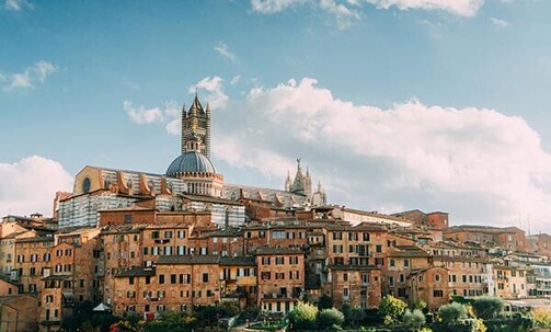Last Minute: 7-Night Tuscany Tour, Incl. Siena & Chianti, w/Meals, Wine Tastings & More