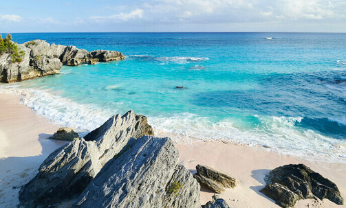 5-Night Bermuda Cruise on Norwegian w/Shipboard Credit, Unlimited Beverages & More