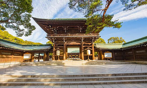 14-Night Tour, Incl. Tokyo, Kyoto, Seoul & Beijing, w/Breakfast, Transfers & More