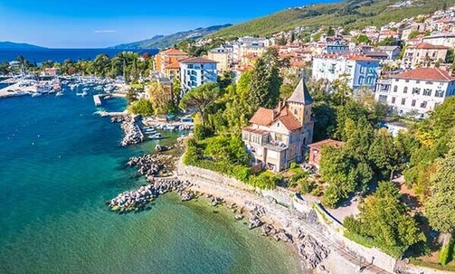 10-Night Croatia & Slovenia Tour w/Air, Daily Breakfast & More