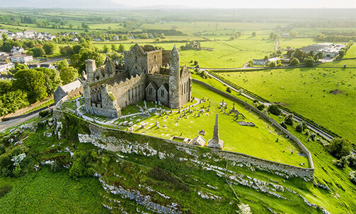 11-Nt Ireland Tour, Incl. Blarney Castle, Cliffs of Moher & Giant’s Causeway, w/Meals & More