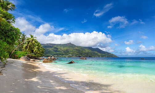 Luxe, 14-Night All-Incl. Caribbean Cruise, Incl. St. Lucia, in Prime Season