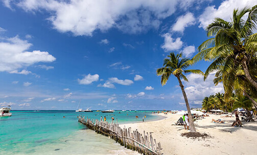2 Or More Nts at All-Incl. Playa Mujeres Resort of Your Choice w/Private Transfers