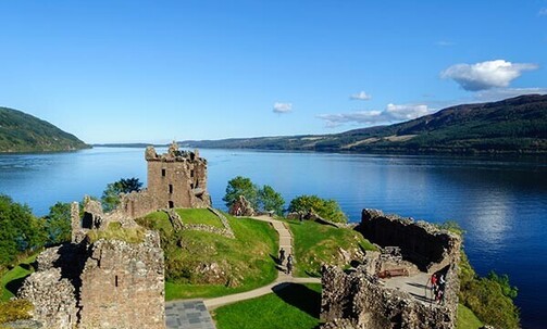 Edinburgh to Glasgow: 5-Night Scottish Highlands Tour in Fall w/Meals & More