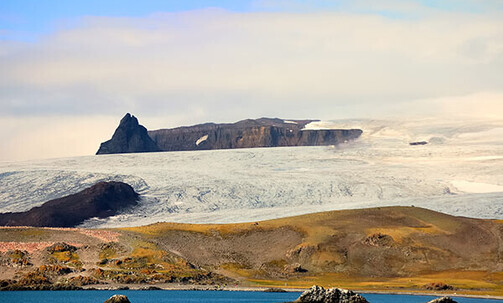 Luxe, 7-Nt Antarctica Cruise, Incl. Drake Passage Bypass, w/Air Credit & $250 Onboard Credit