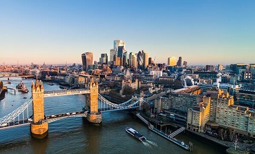 6-Night London & Dublin Getaway w/Air & More