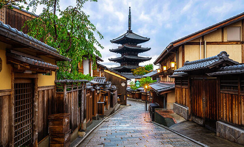 Japan: 10 Nights in Tokyo, Kyoto & Osaka w/Air, Breakfast & Bullet Train in Summer