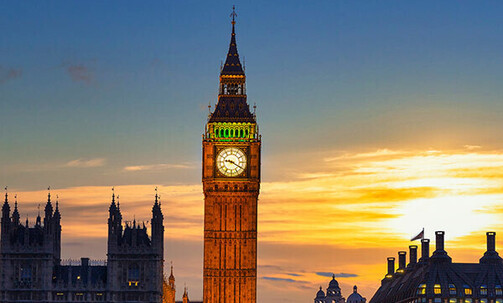 8-Nt England & Scotland Tour, Incl. Edinburgh, Stonehenge & Bath, w/Meals & More