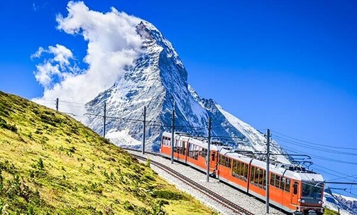 10-Night Rhine River Cruise & Glacier Express Train Package w/Free Drinks